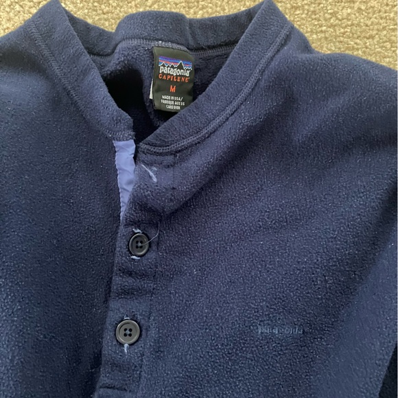 Vintage Patagonia Fleece Henley - size medium - Picture 2 of 2